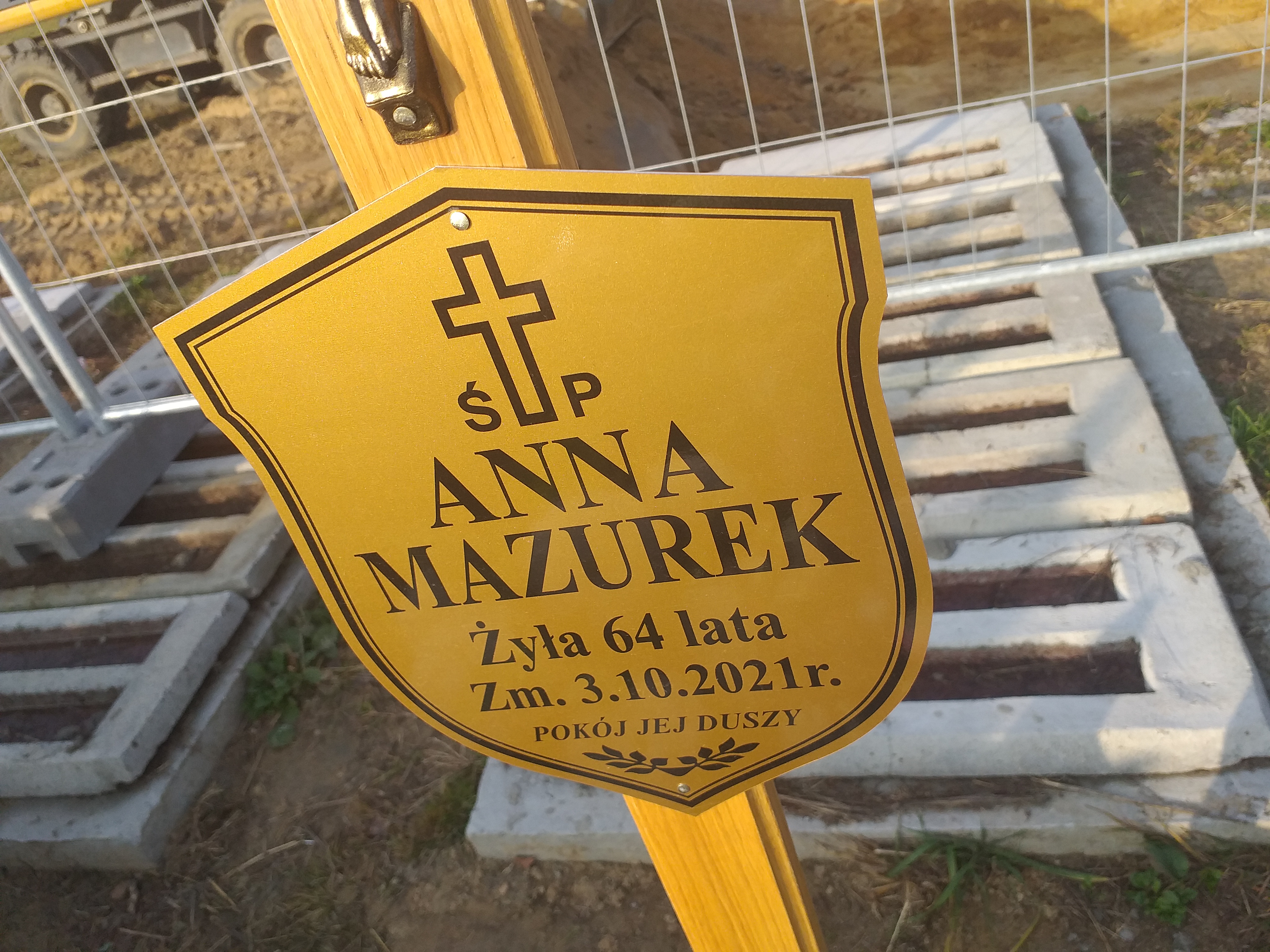 Anna Mazurek 1956 Lubartów - Grobonet - Wyszukiwarka osób pochowanych