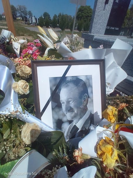 Grób Tadeusz Woliński